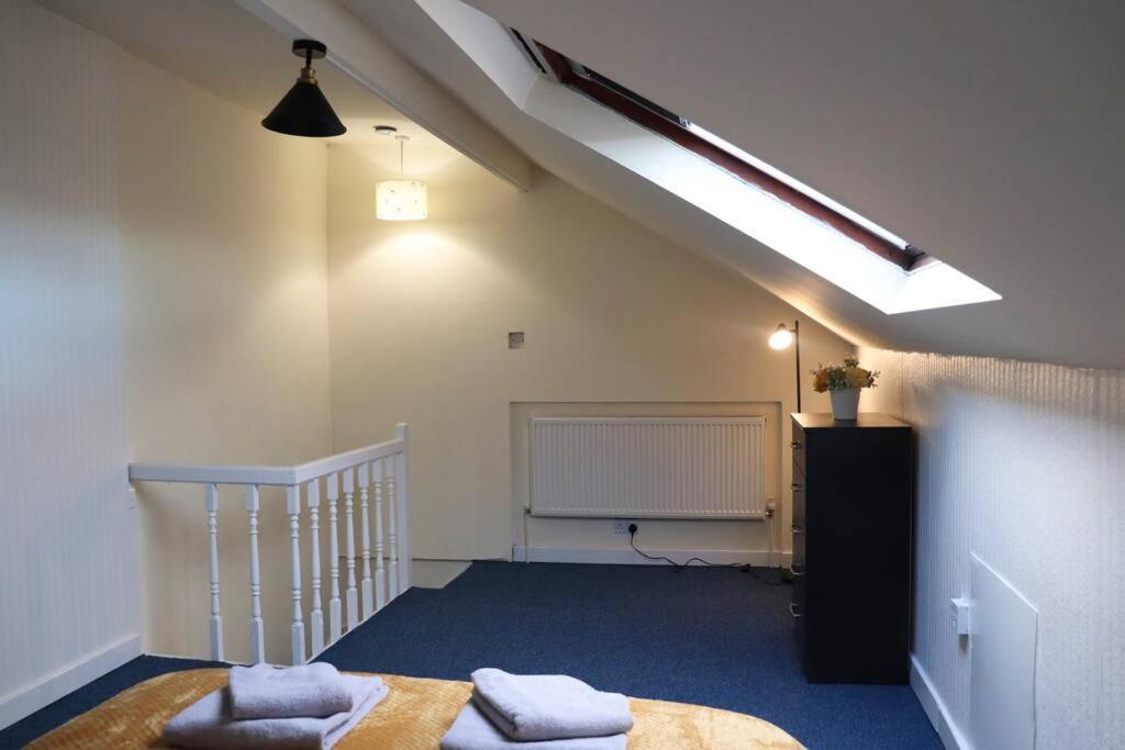 Apartamento Peaceful 2 Bed House Free Wifi And Parking Leeds  Exterior foto